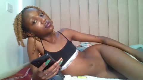 sexy_ebony_nica online show from February 11, 9:14 pm