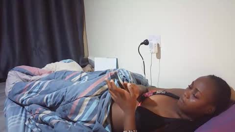 sexy_june20 online show from March 21, 6:29 am