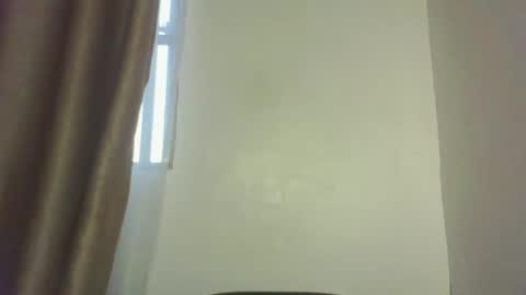 Snapshot of sexy_kitty881 chatting on October 21, 5:55 am Sexy kitty881 online show from October 21, 5:55 am