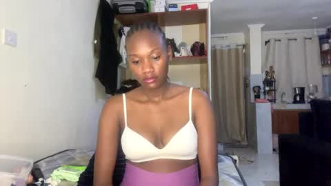 Nyla online show from July 14, 8:57 pm