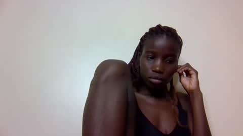 sexy_petittie online show from September 19, 7:18 am