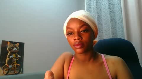 sexy sweetcandy online show from November 5, 7:35 am