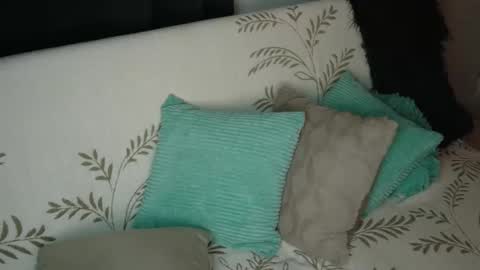 Sexy GILF Allie Kay online show from March 18, 4:17 am