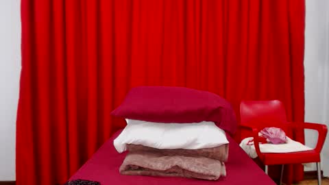 sexybustyboobs online show from October 27, 4:30 am