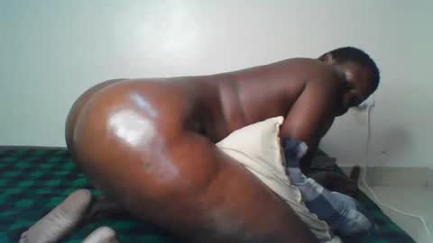 sexychoco2 online show from July 6, 4:40 am