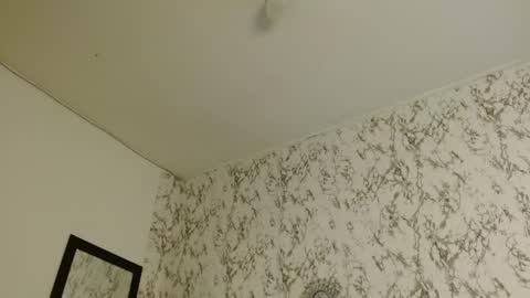 Snapshot of sexychubbyy chatting on October 31, 3:19 am Eva online show from October 31, 3:19 am