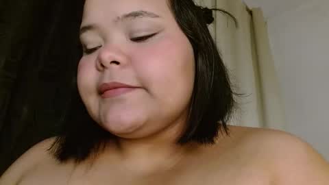 Snapshot of sexychubbyy chatting on February 15, 8:01 pm Eva online show from February 15, 8:01 pm