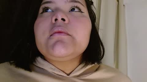 Snapshot of sexychubbyy chatting on February 9, 2:07 pm Eva online show from February 9, 2:07 pm