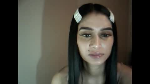 sexydiva02 online show from October 25, 10:27 pm