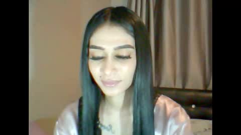 sexydiva02 online show from November 5, 8:03 pm