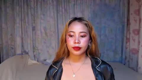 jean online show from November 30, 10:08 am