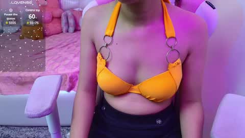 Snapshot of sexyislive chatting on February 10, 10:51 pm sexyislive online show from February 10, 10:51 pm