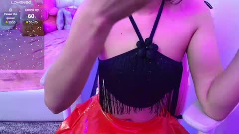 Snapshot of sexyislive chatting on February 12, 4:54 am sexyislive online show from February 12, 4:54 am