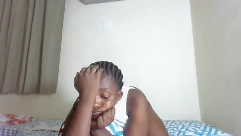 JOAN online show from November 9, 10:05 pm