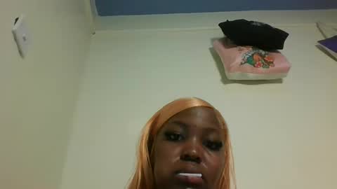 sexykitty online show from May 8, 8:10 pm