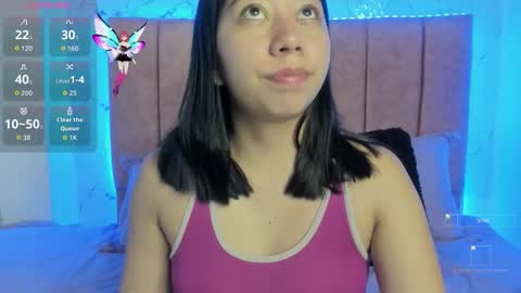 Snapshot of sexylaurita4u chatting on September 20, 11:19 am laura online show from September 20, 11:19 am