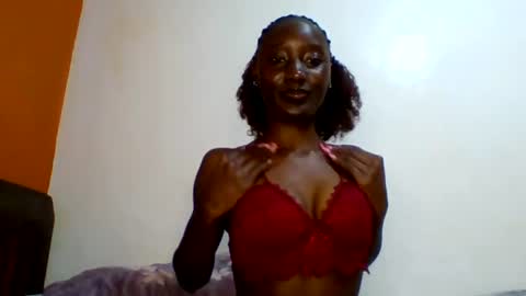 sexylucia5 online show from June 13, 10:13 am