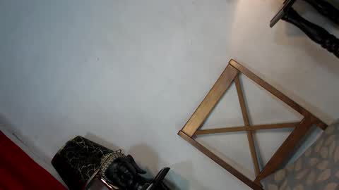 Queen Sofia online show from March 2, 3:56 am