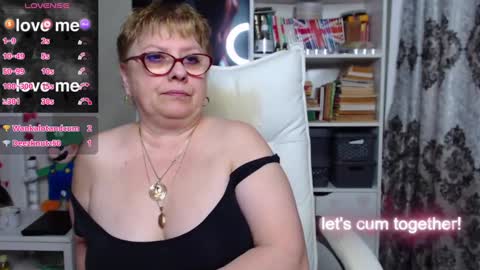sexylynette4u online show from January 24, 8:13 am