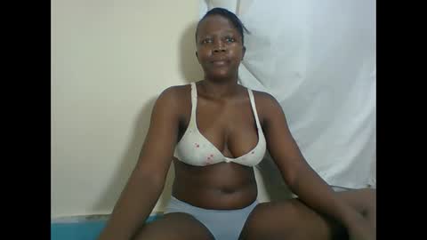 PAULINE online show from March 10, 12:18 am