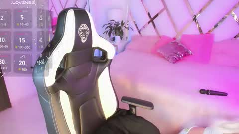 KATY  online show from February 25, 12:37 pm