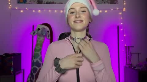 shadebabe online show from December 25, 5:58 am