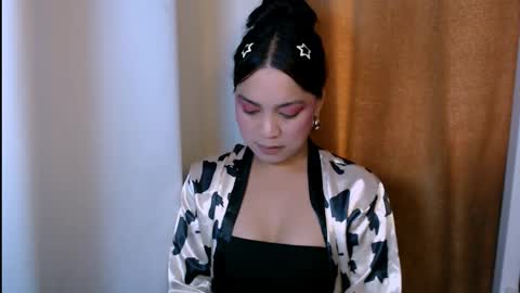 shadowseductress online show from April 2, 11:46 pm