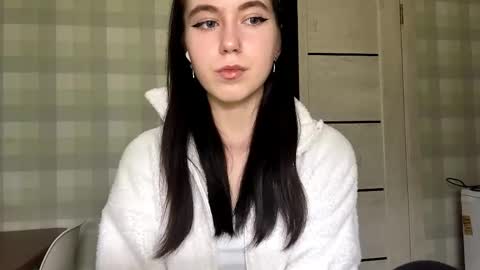 Eva online show from April 13, 4:30 pm