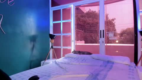 shaidy_scott online show from March 12, 8:00 pm