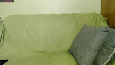 shamrock_069 online show from April 2, 12:30 am