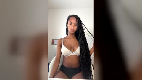 shanamimi66 online show from May 11, 1:02 pm