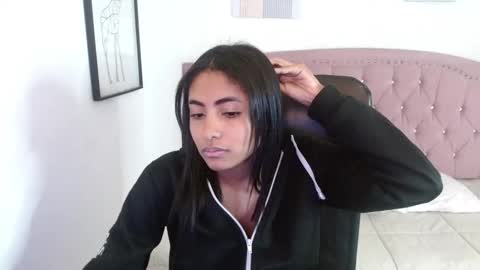 shanelle online show from October 21, 3:21 am