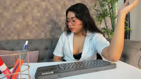 SHANON online show from November 5, 1:38 pm