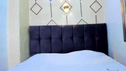  Shanon  online show from March 3, 8:15 pm