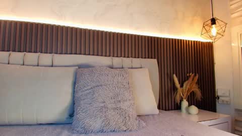 SHANON online show from January 6, 7:17 pm