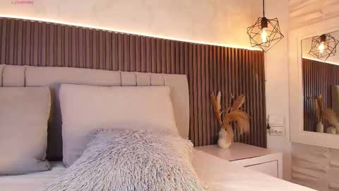 SHANON online show from December 17, 7:29 pm