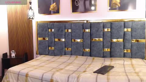 shantall 05 online show from April 15, 6:41 pm