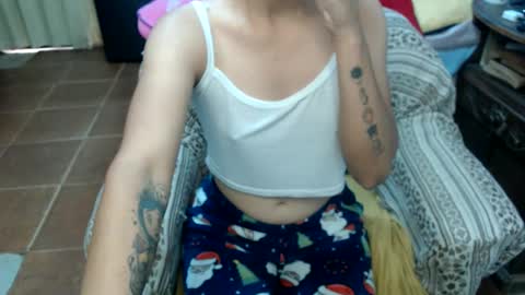 shanyflores5 online show from June 8, 12:06 pm