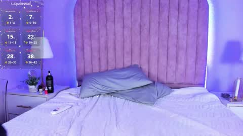 Shayla Davis  online 240 pm - 1000 pm online show from February 15, 5:21 am