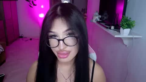 Shay online show from January 10, 5:12 am