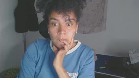 Shayna online show from November 24, 3:30 am