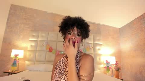 sheeylopez online show from March 31, 3:06 am