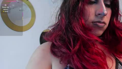 Shego  online show from December 21, 2:05 am