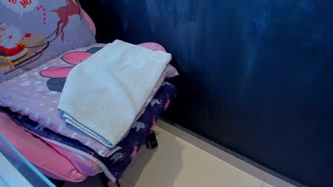 .. Sherilk .. online show from December 3, 10:26 am