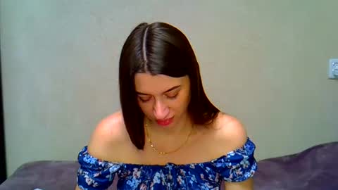 Snapshot of sherril_fox chatting on December 3, 7:30 am sherril_fox online show from December 3, 7:30 am