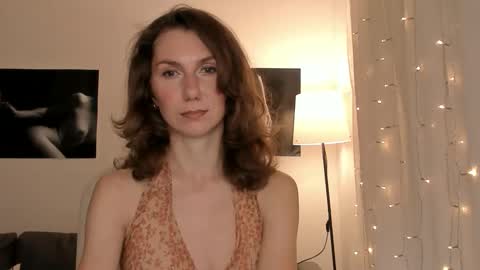 shesleepsnaked online show from March 1, 5:56 pm