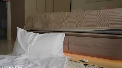 Melissa online show from November 10, 3:23 am