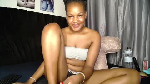 EVA online show from December 14, 3:47 pm