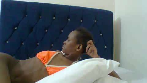 Snapshot of shugar7260 chatting on September 20, 7:50 am shugar7260 online show from September 20, 7:50 am