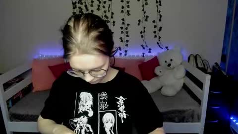 shy_elina01 online show from October 15, 1:03 pm